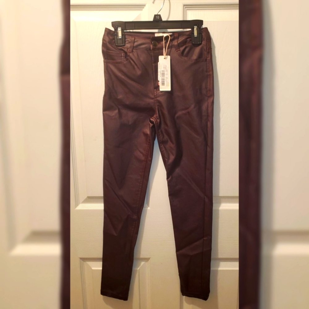 Gb girl  maroon pants